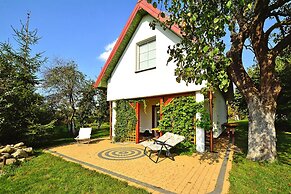 Holiday House With Large Garden, Noskowo