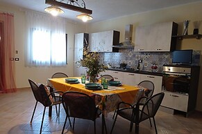 Holiday Home With Pool Near Mt Etna