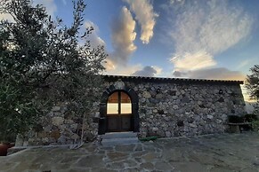 Holiday Home With Pool Near Mt Etna