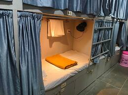 Rest Inn Hostel Dormitory