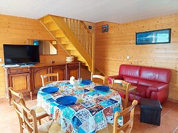 Semi-detached House Near the Sea, Cleder