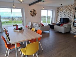 Sleeps 4, 180deg Panoramic sea View, Cleder-formerly TUI Ferienhaus