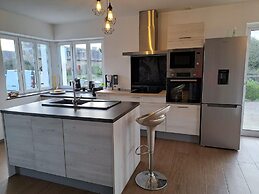 Sleeps 4, 180deg Panoramic sea View, Cleder-formerly TUI Ferienhaus