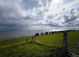 Exklusiv Eingerichtetes Ferienhaus in Strandnahe