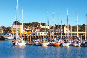 Coastal Escape for 6 in Normandy
