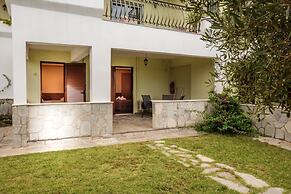 Gerakini Poolside Holiday Apartment