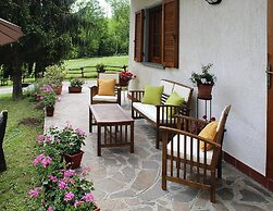 Holiday Home in Camaiore With Mountain Views
