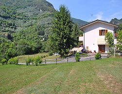 Holiday Home in Camaiore With Mountain Views