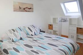 Cottage by Goelo Coast With Sea Views