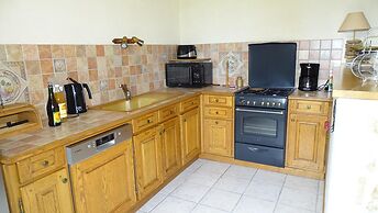 Holiday Home, Plovan