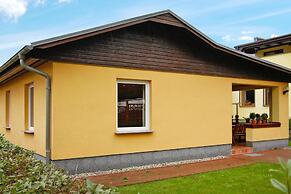 Gemutliches Ferienhaus mit Grill in Zinnowitz