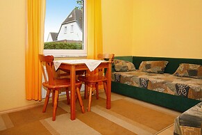 Gemutliches Ferienhaus mit Grill in Zinnowitz