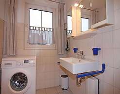Wohnung in Wenkendorf mit Garten
