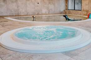 Comfortable Apartment, Pool, Whirlpool, Sauna