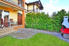 Comfortable Holiday Home With a Garden, Grzybowo