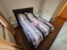 Room-double Room With Air Conditioning -