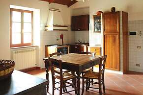Country House in Chiusdino With Panoramic Views