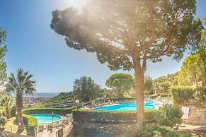 Holiday Complex With Pool in Andora