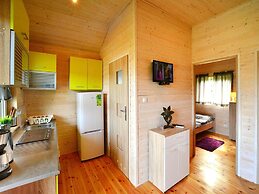 Holiday Homes With Pool and Jacuzzi