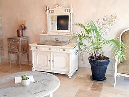Holiday Home With Jacuzzi, Guisseny