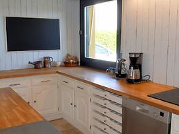 Holiday Home With Jacuzzi, Guisseny
