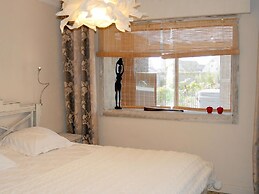 Holiday Home With Jacuzzi, Guisseny