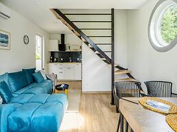 Spacious Holiday Homes With air Conditioning, Pool