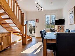 Apartment on Lake Muritz With Marina Access