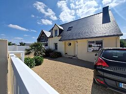 Semi-detached House, Penestin