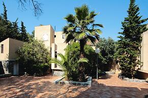 Apartment With Terrace or Balcony