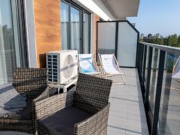 Apartment Overlooking the River, Sauna, Dziwnow