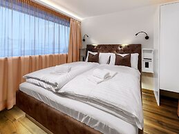 Apartment in Bramberg With Mountain Views