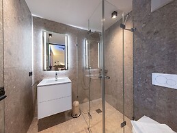 Apartment in Bramberg With Mountain Views
