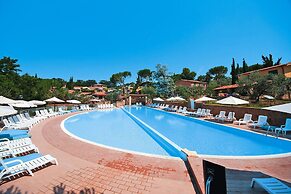 Residence in Guardistallo With Pool & Nature