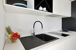 Apartment in Ugljan With Beach and Pool