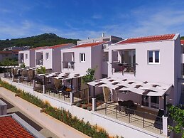 Apartment in Ugljan With Beach and Pool
