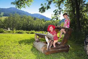 Chalet in Gaal by Ski Slopes & Bathing Pond