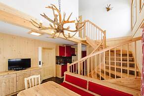 Chalet in Gaal by Ski Slopes & Bathing Pond