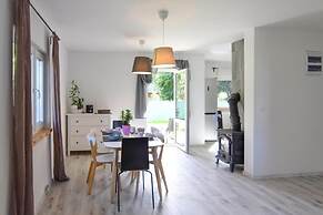 Comfortable Holiday Home With a Private Garden