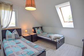 Comfortable Holiday Home With a Private Garden