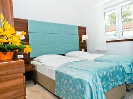 Zaton Apartment With Pool for Four
