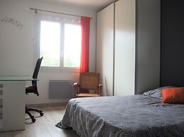 Holiday Home in Pertuis With Private Pool