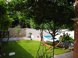 Holiday Home in Pertuis With Private Pool