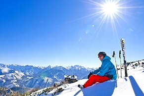 Chalet on Feuerkogel With Stunning Views