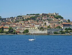Apartment in Capoliveri Near Sandy Beaches