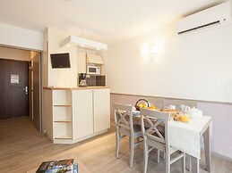 Air-conditioned Studio in Sainte Maxime
