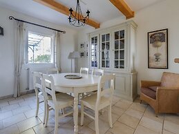 La Motte Resort Near Beach