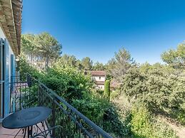 La Motte Resort Near Beach
