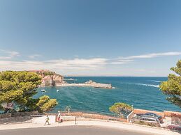 Apartment in Collioure With Sea View