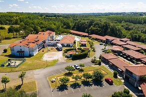 8-guests Holiday Home in Cassen